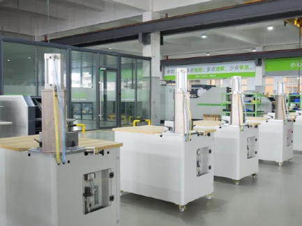 L'importance de la précision dans les machines de coupe d'angle pour l'emballage et l'impression