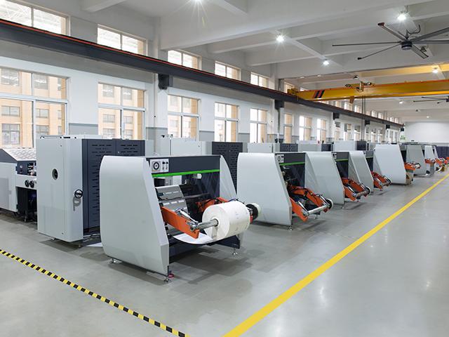 Adopter des machines en sac en papier enti&egrave;rement automatiques